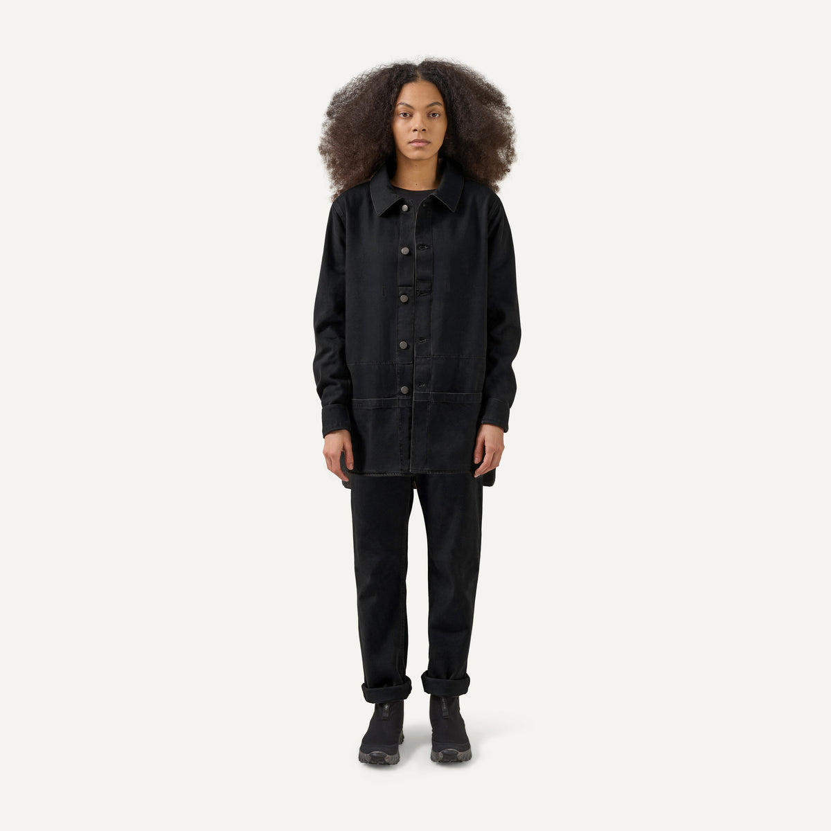 Nomen Nescio 320 Worker Denim Jacket deep black – model front view
